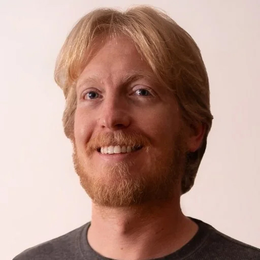 Alex Hancook digitalnomadvideo