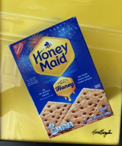 Honey Maid by Tom Pergola Fine Art